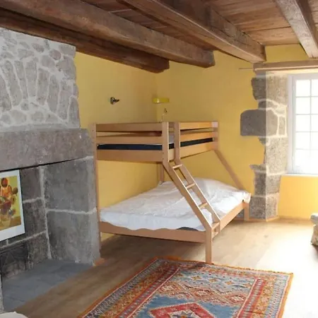Le Chevalier - Maison Et Jardin Face A La Montagne Feriehus Saint-Vincent-de-Salers